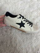 Vintage Havana Legend Sneaker in black and off white