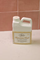 Glamorous Wash laundry detergent, view 3